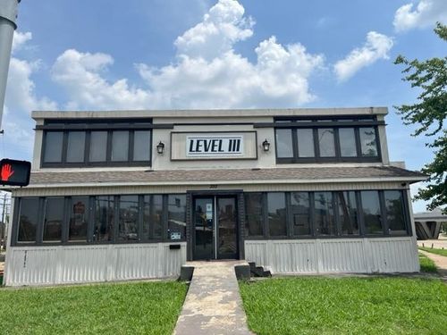 333 Adams Ave, Memphis, TN, 38103-1913 | Card Image