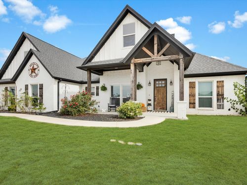 194 Cedar Mountain Dr, Weatherford, TX, 76085-2200 | Card Image