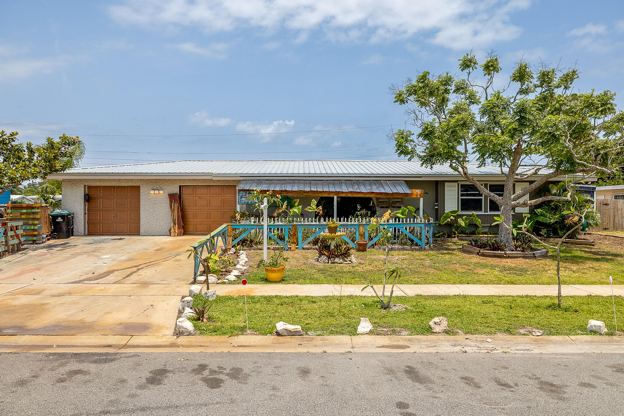 Floresta Dr, Palm Bay, FL 32905