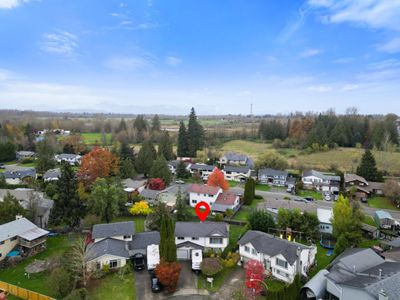 26865 33 B Ave, House other with 4 bedrooms, 2 bathrooms and 3 parking in Aldergrove BC | Image 2