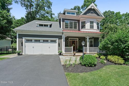 61 Yachtsman Way, Malta, NY, 12020-4477 | Card Image
