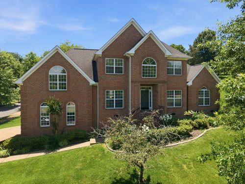 1046 Island Brook Dr, Hendersonville, TN, 37075-6307 | Card Image