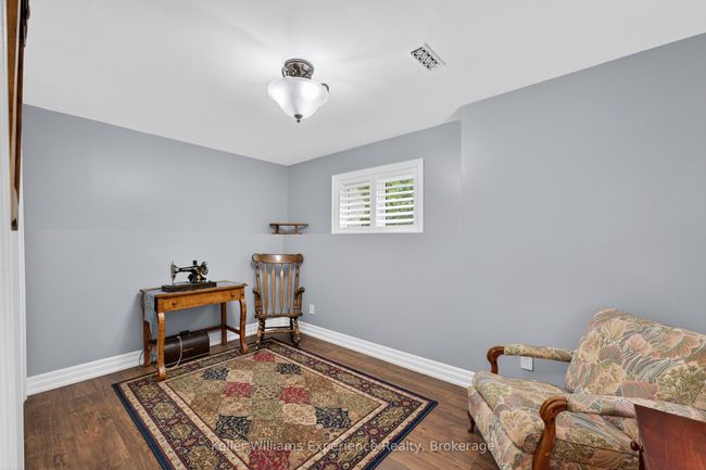 32 Pinecone Ave, House other with 5 bedrooms, 3 bathrooms and 6 parking in Tiny ON | Image 27