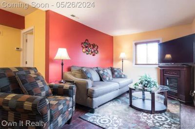 2358 Neibel Street, Home with 2 bedrooms, 1 bathrooms and null parking in Hamtramck MI | Image 3