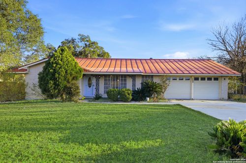 9366 Schaefer Rd, Converse, TX, 78109-1914 | Card Image