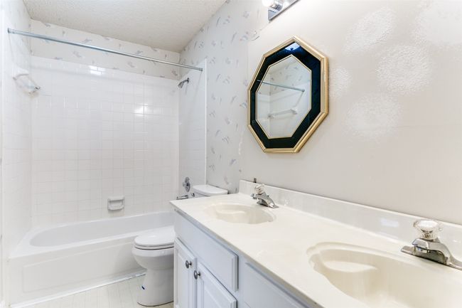 3rd Bathroom | Image 26