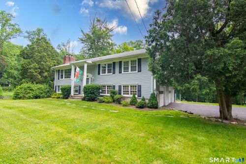 113 Dogwood Ln, Stamford, CT, 06903-4532 | Card Image