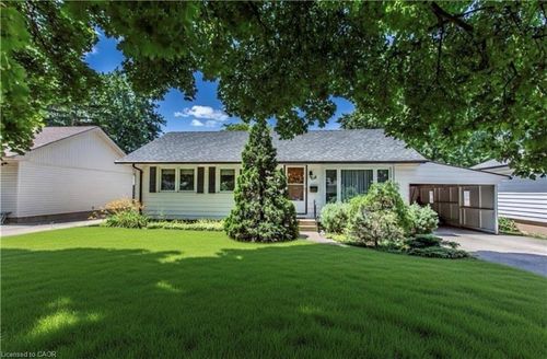 upper-118 Jacobson Ave, St. Catharines, ON, L2T3A5 | Card Image