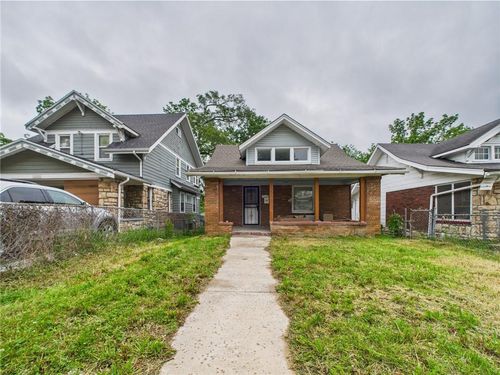5611 Olive St, Kansas City, MO, 64130-3506 | Card Image