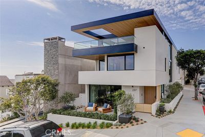 27th Street, House other with 4 bedrooms, 5 bathrooms and 2 parking in Manhattan Beach CA | Image 3