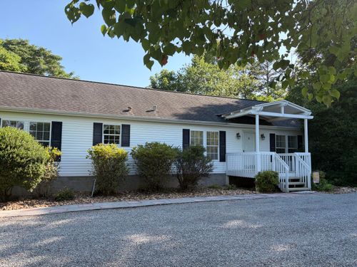 100 River Creek Rd, Wirtz, VA, 24184-2012 | Card Image