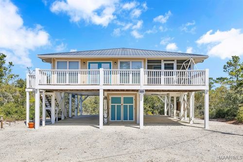 8407 Robley Ln, Gulf Shores, AL, 36542-7933 | Card Image