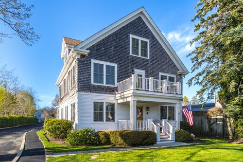 1u-480 Main St, Falmouth, MA, 02540-3180 | Card Image