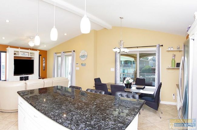 502 W Clam Cir, House other with 2 bedrooms, 3 bathrooms and null parking in Port Isabel TX | Image 18