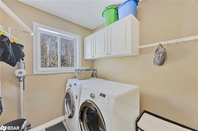 11 Maple Crt, House other with 3 bedrooms, 3 bathrooms and 8 parking in Coldwater ON | Image 21