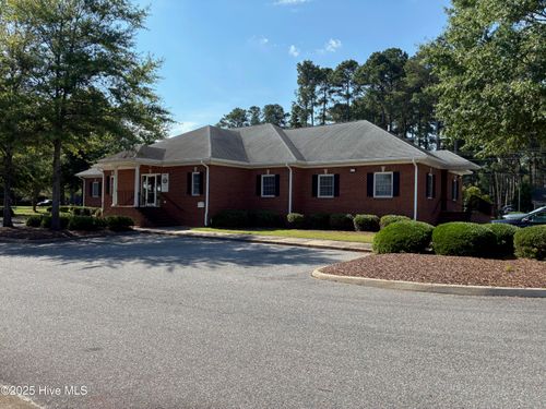 1880 W City Dr, Elizabeth City, NC, 27909-9632 | Card Image