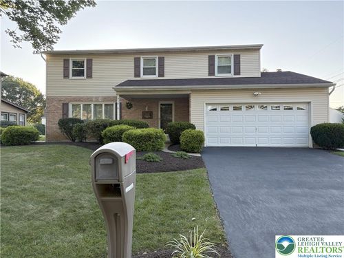 918 Bridle Path Rd, ALLENTOWN, PA, 18103-4680 | Card Image