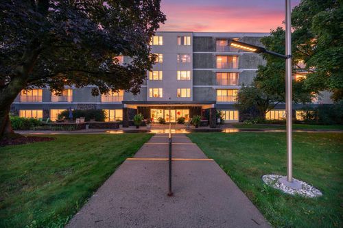 207-6450 York Ave S, Edina, MN, 55435-2391 | Card Image