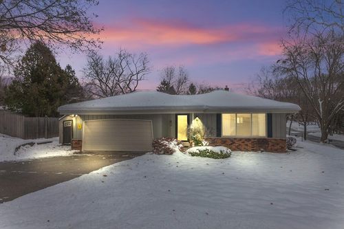 205 Crestwood Drive, Waukesha, WI, 53188 | Card Image