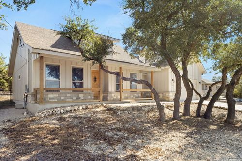 1177 Lasso Loop, Canyon Lake, TX, 78133-2034 | Card Image