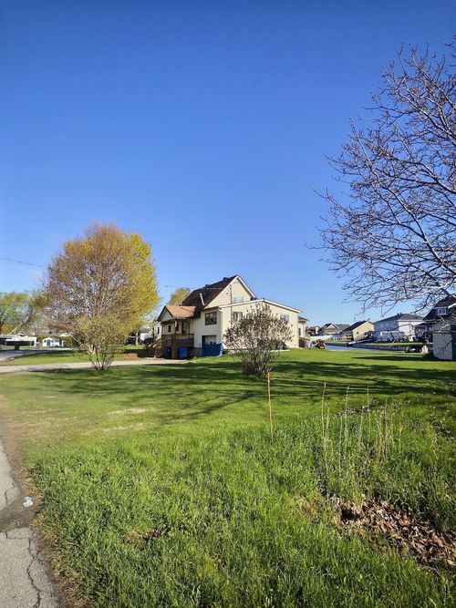 118 70e Av, Saint-Zotique, QC, J0P1Z0 | Card Image