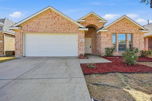 9621 Zaharias Dr, Mckinney, TX, 75072-8923 | Card Image