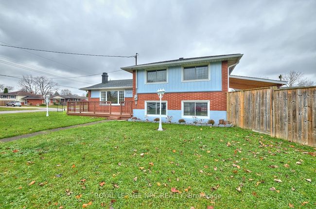 7405 Susan Cres, House other with 4 bedrooms, 2 bathrooms and 4 parking in Niagara Falls ON | Image 6