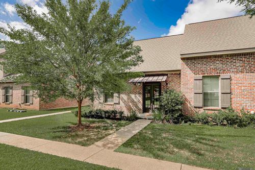 13718 Azalea Dr, Saint Francisville, LA, 70775-9521 | Card Image