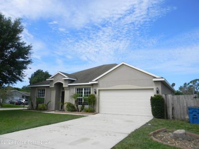 398 Altman Avenue Se, House other with 3 bedrooms, 2 bathrooms and null parking in Palm Bay FL | Image 3