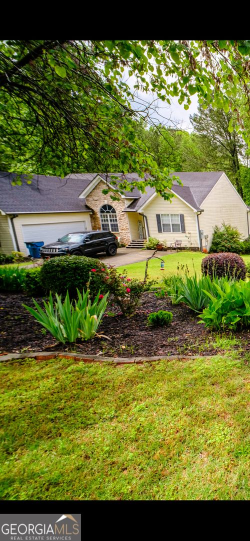 1442 Elliotts Ln, Auburn, GA, 30011-2714 | Card Image