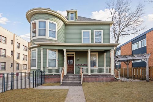 2021 3rd Ave S, Minneapolis, MN, 55404-2679 | Card Image