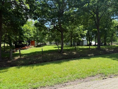 401 Paris St, Pecan Gap, TX, 75469 | Card Image