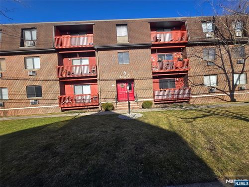 666 Mill St, Belleville, NJ, 07109-1341 | Card Image