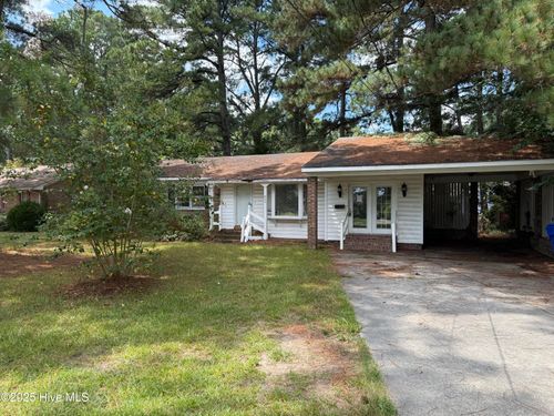 623 Curtis St N, Ahoskie, NC, 27910-2111 | Card Image