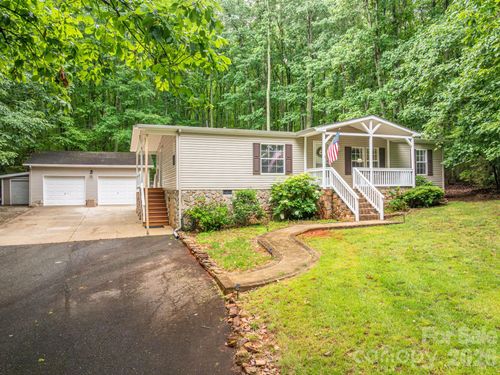 5043 Pebble Stone Rd, Maiden, NC, 28650-9703 | Card Image