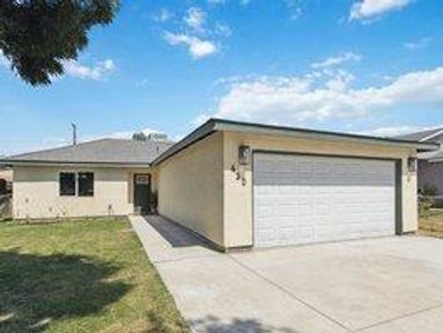 430 Central Ave, Lindsay, CA, 93247-1904 | Card Image