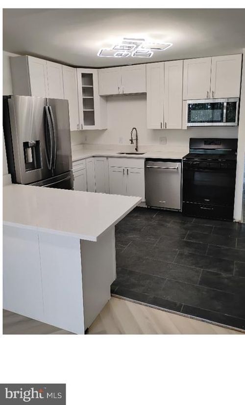 202-8435 Greenbelt Rd, GREENBELT, MD, 20770 | Card Image