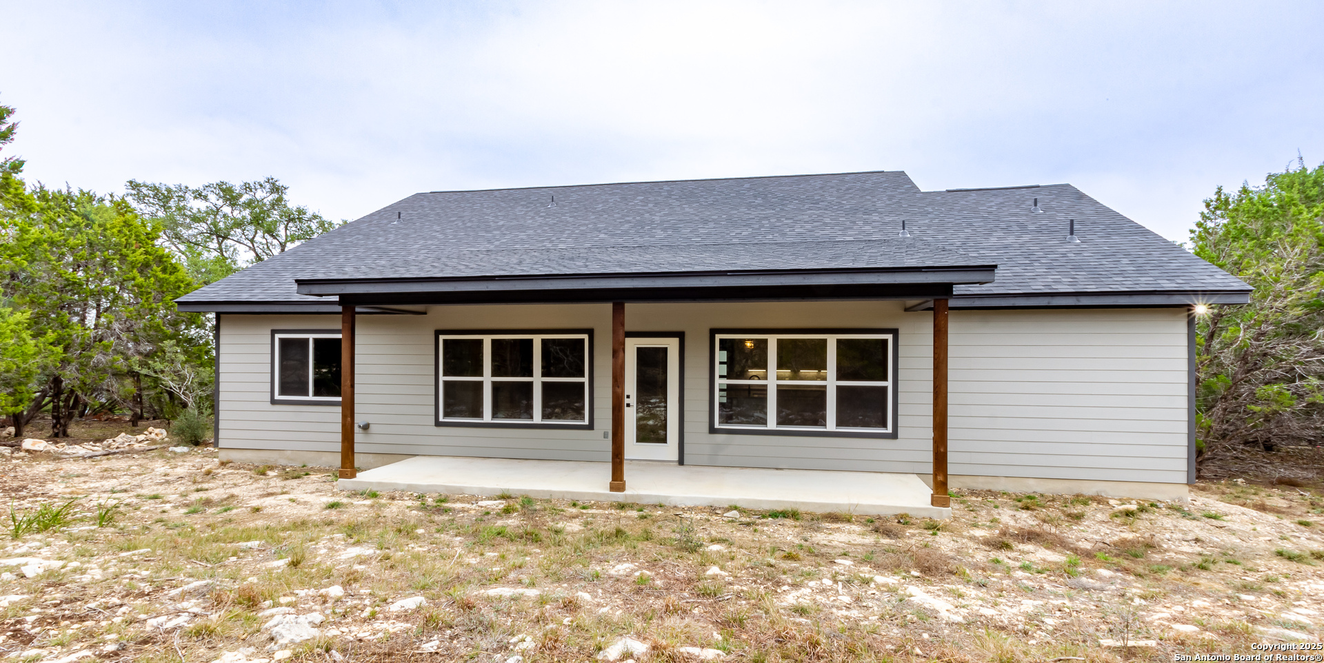 Residential in Fischer