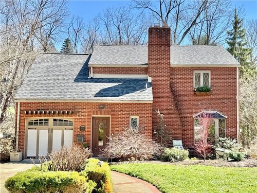 185 Inglewood Dr, Mt. Lebanon, PA, 15228-1505 | Card Image