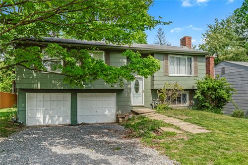 1148 Marble Dr, Moon/Crescent Twp, PA, 15046 | Card Image