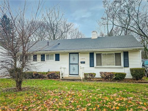 1069 Fess Avenue, Akron, OH, 44307 | Card Image