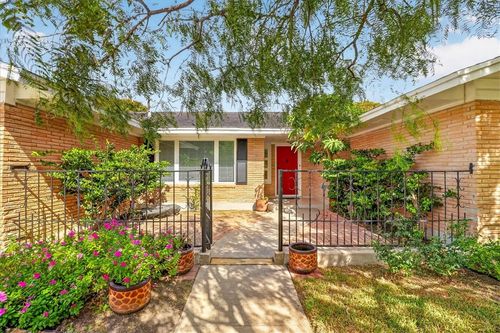 438 Haroldson Drive, Corpus Christi, TX, 78412 | Card Image