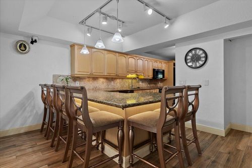 605 Maplewood Dr, Greenacres, FL, 33415-1467 | Card Image