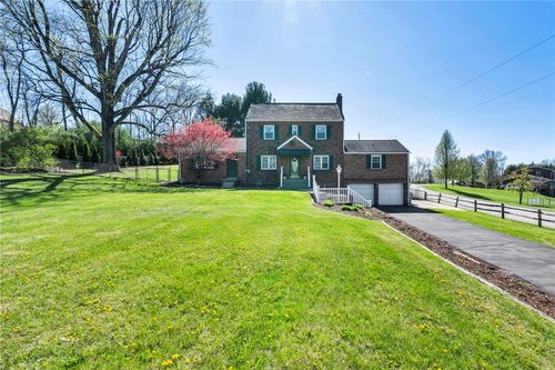 2560 Coulterville Rd, Mckeesport, PA, 15131-4262 | Card Image