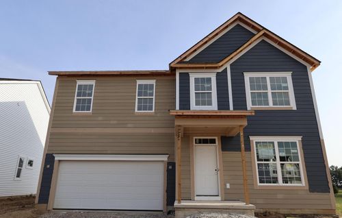 152 Sienna Glenn Dr, Lewis Center, OH, 43035-3101 | Card Image