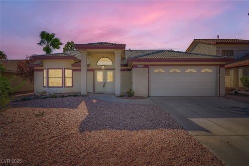 5513 Excelsior Springs Ln, Las Vegas, NV, 89130-2083 | Card Image