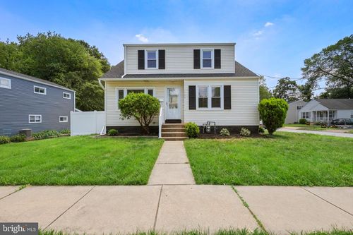 1555 Lukens Ave, ROSLYN, PA, 19001-1434 | Card Image