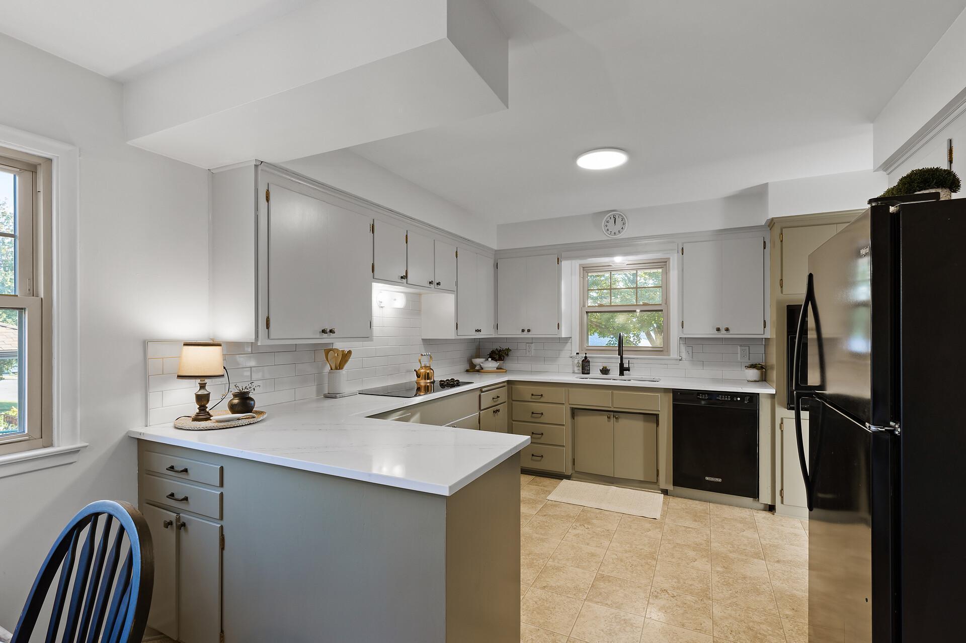 17th Ave, South Saint Paul, MN 55075