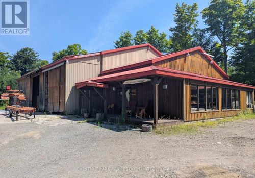 4531 Kennisis Lake Rd, Haliburton, ON, K0M1S0 | Card Image