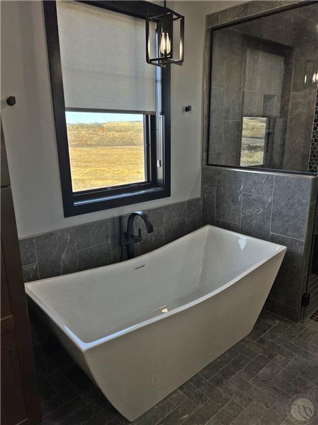 Soak with a view | Image 27